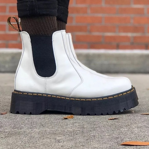 Dr Martens 2976 Platform Leather Chelsea Boot White - 7 - Picture 3 of 13